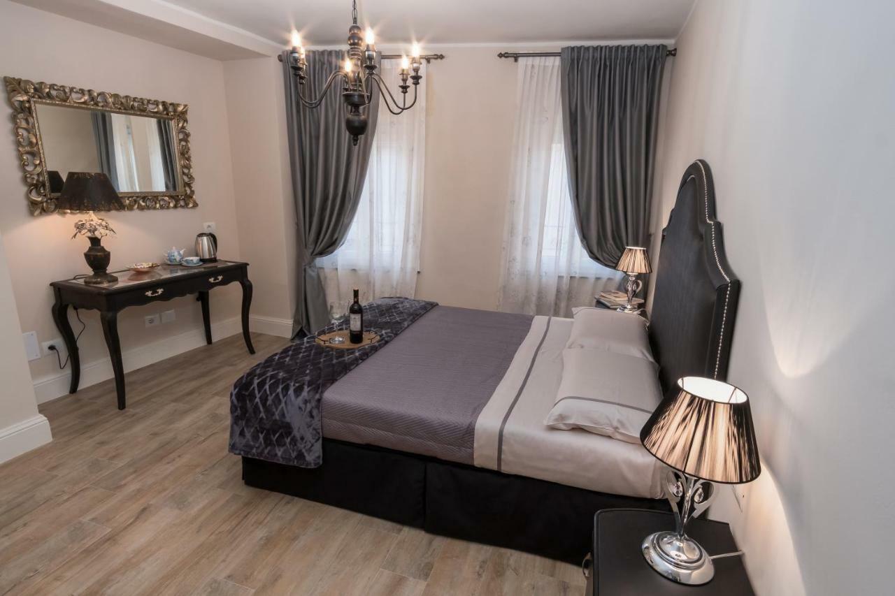 Pistoia Luxury Suite Exterior foto
